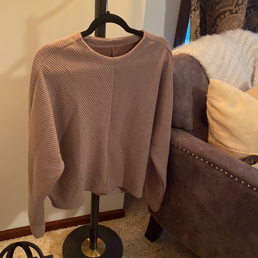 a•new•day athletic sweatshirt - Picture 4 of 4